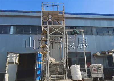 氯化钠自动吨袋破包机可以配套哪些设备？