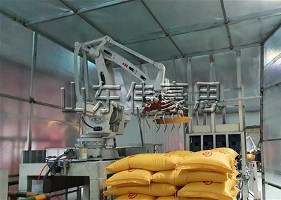 塑胶粉自动码垛机械手具备哪些特点？