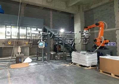 磷酸铁锂全自动破袋机的优点是什么？